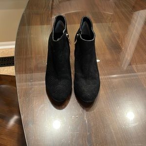 BCBG eneration Black Suede heeled booties size 7.7